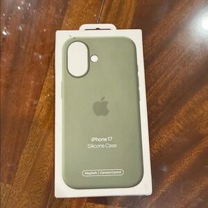 Apple iPhone 17 Silicone Case - Sage Green Silicone